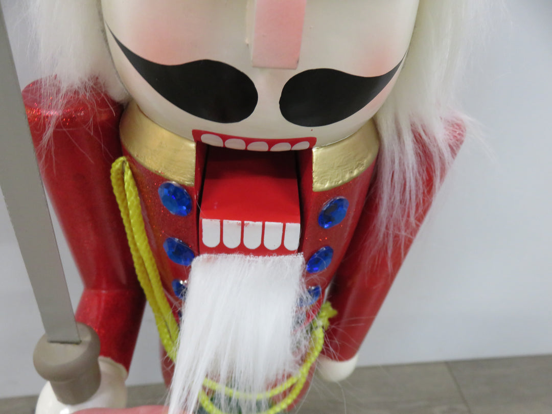 Large Sentry Nutcracker