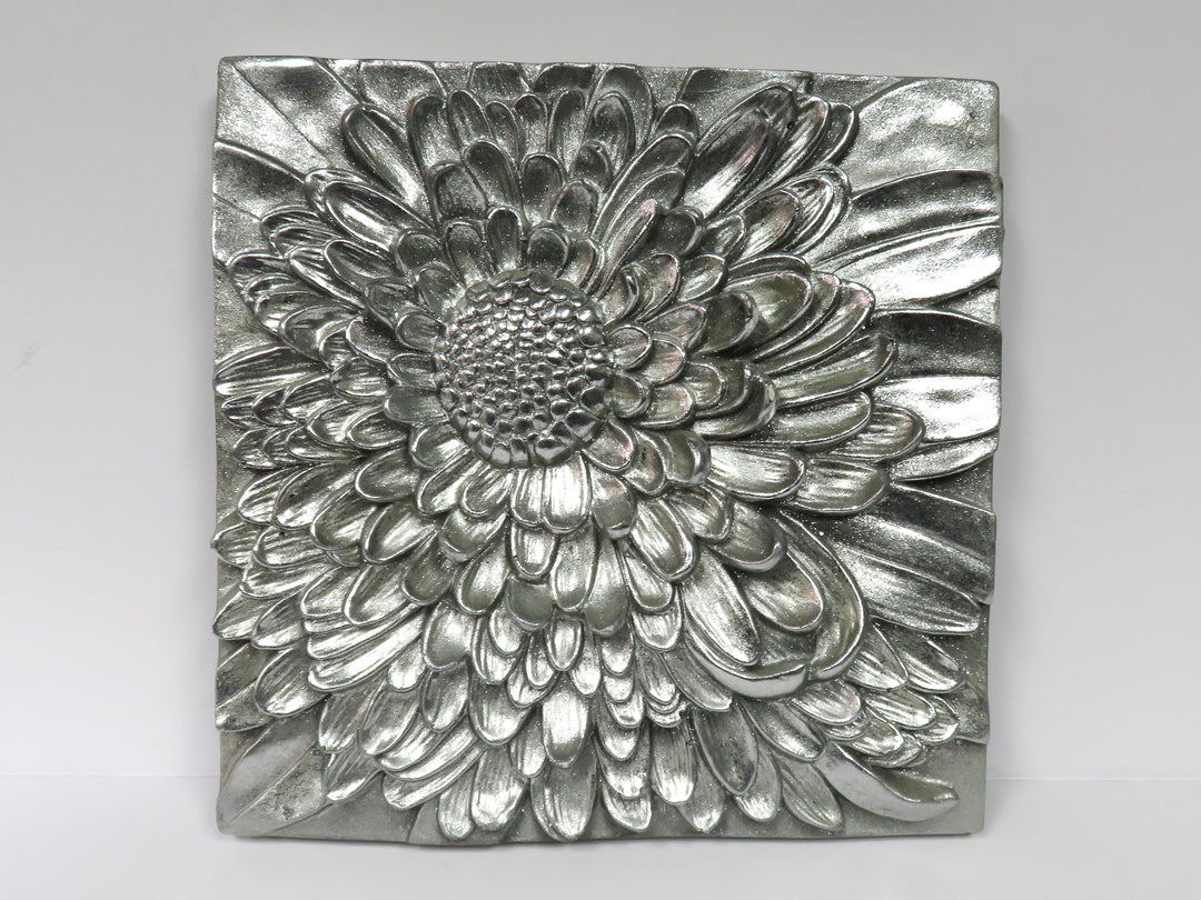 Z Gallerie Dahlia Sculpture