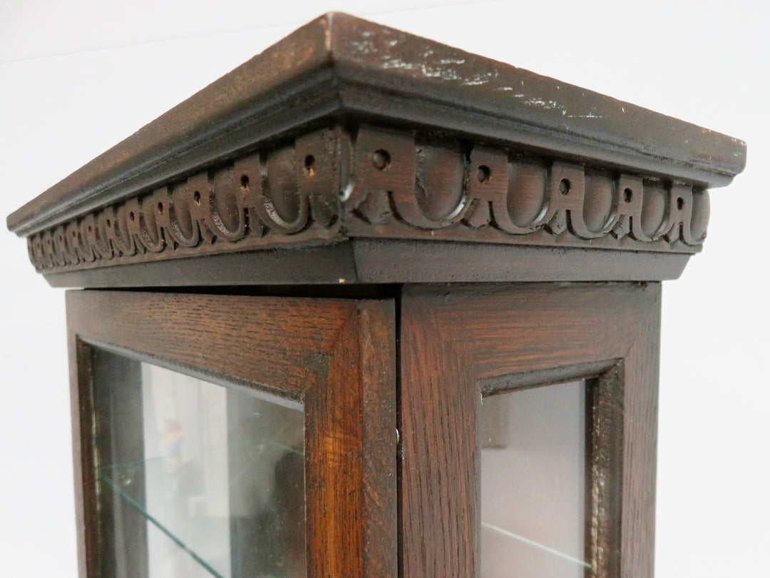 Tabletop Display Cabinet
