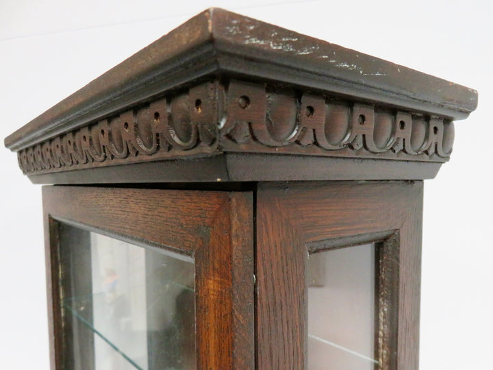 Tabletop Display Cabinet