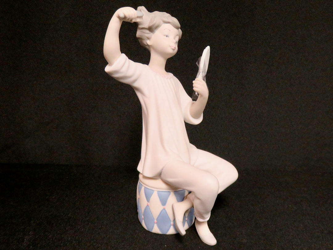 Retired Lladró Figurine