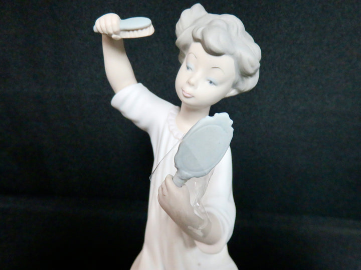 Retired Lladró Figurine