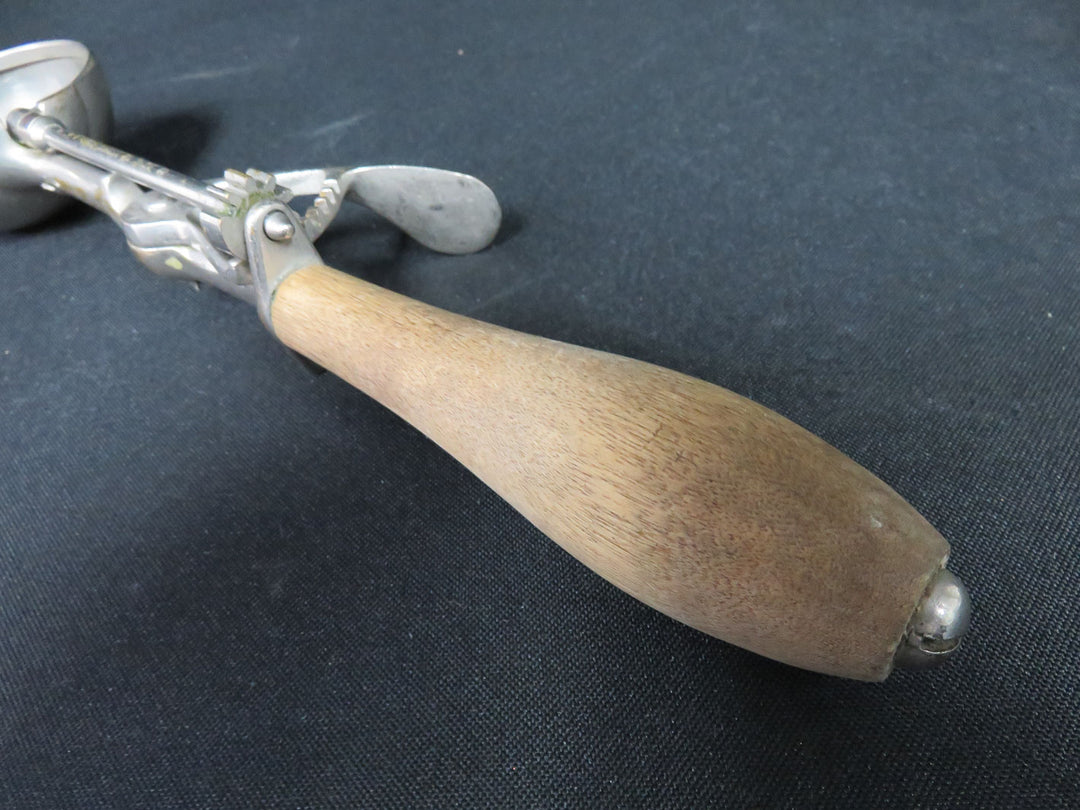 Gilchrist Ice Cream Scoop