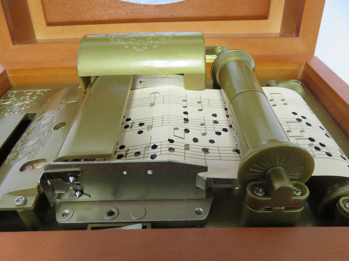 "Music in Motion" Music Box