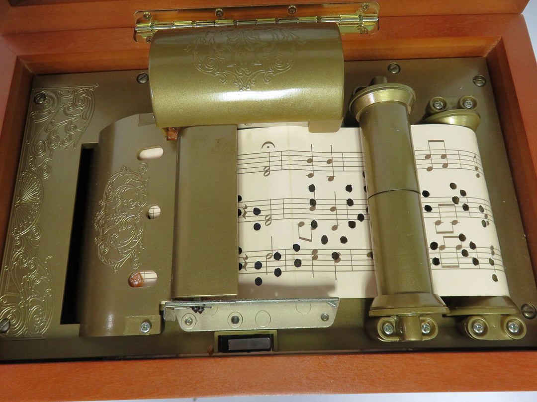 "Music in Motion" Music Box