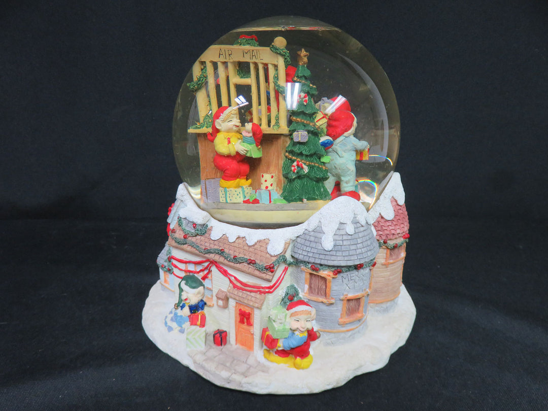 Kurt Adler Snow Globe