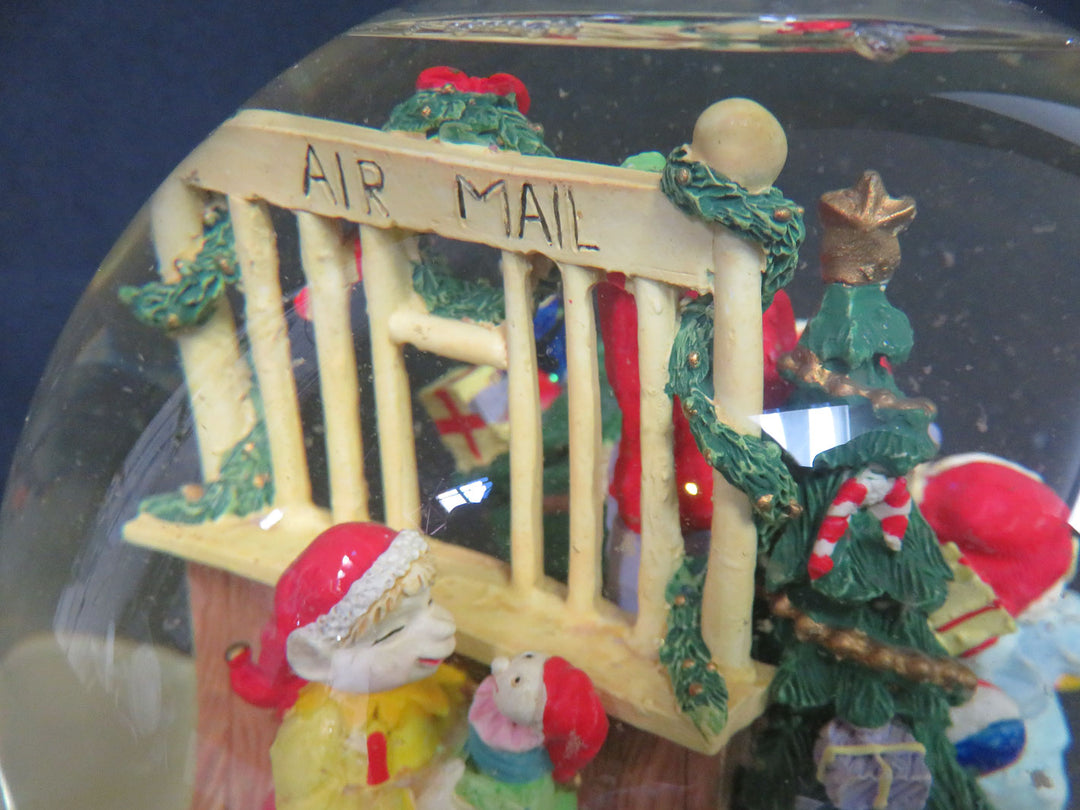 Kurt Adler Snow Globe