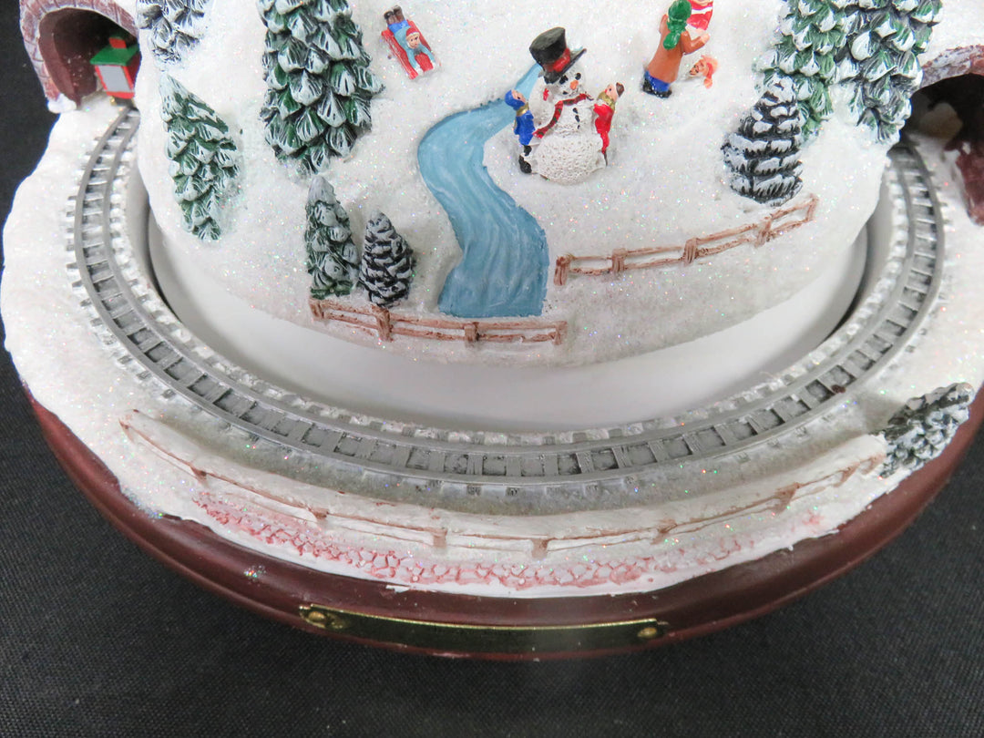 Thomas Kinkade Snow Globe