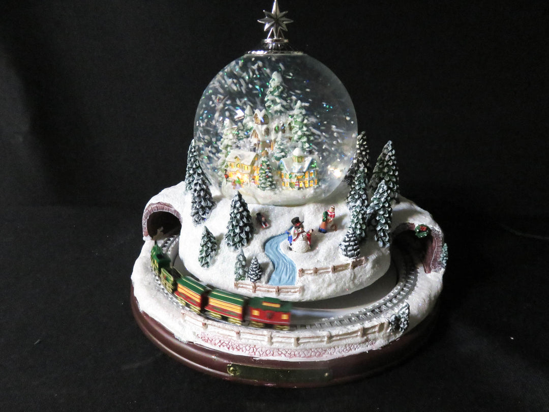 Thomas Kinkade Snow Globe
