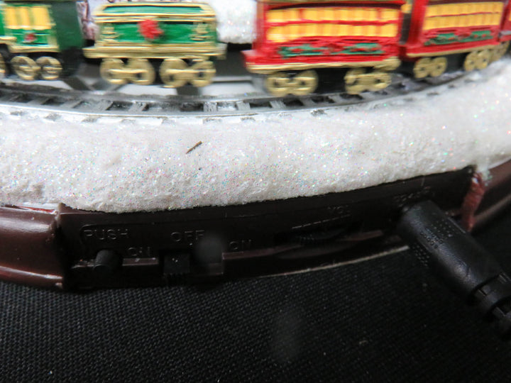 Thomas Kinkade Snow Globe