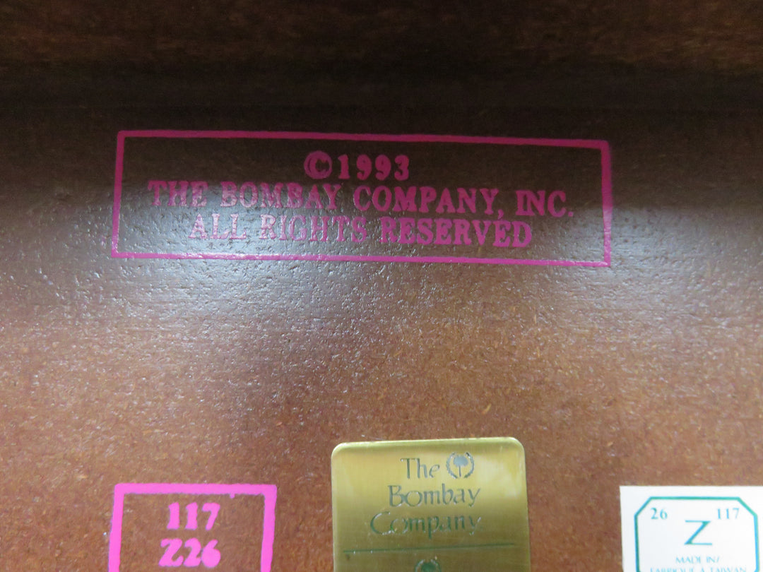 Bombay Hanging Shelf