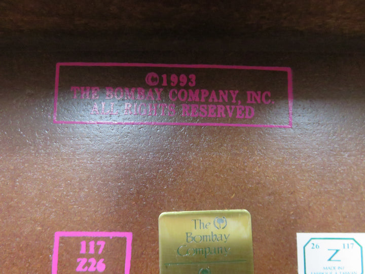 Bombay Hanging Shelf