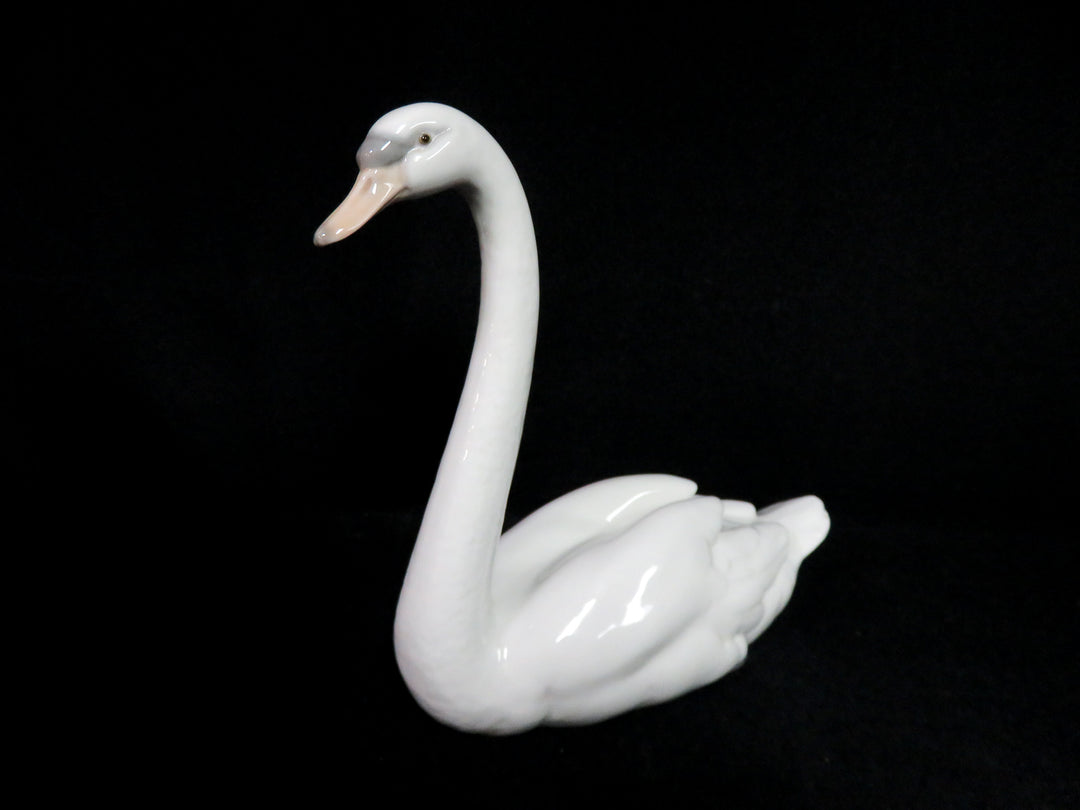 Lladró Figurine