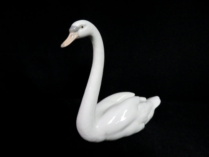Lladró Figurine