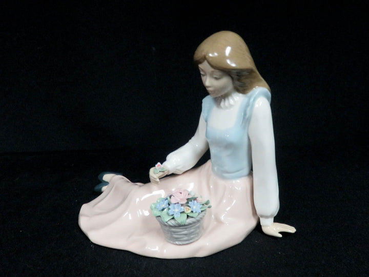 Nadal Figurine