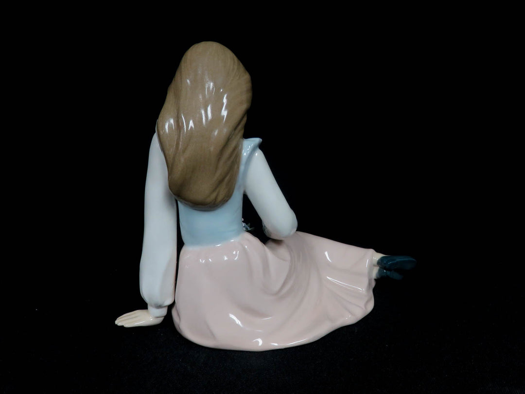 Nadal Figurine