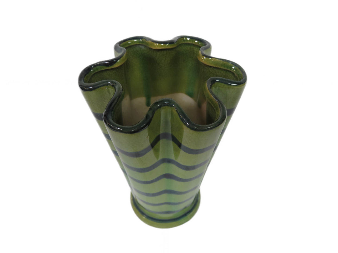 Ruffled Decotative Vase