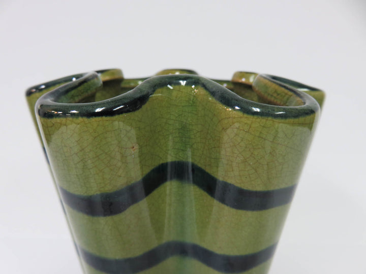 Ruffled Decotative Vase