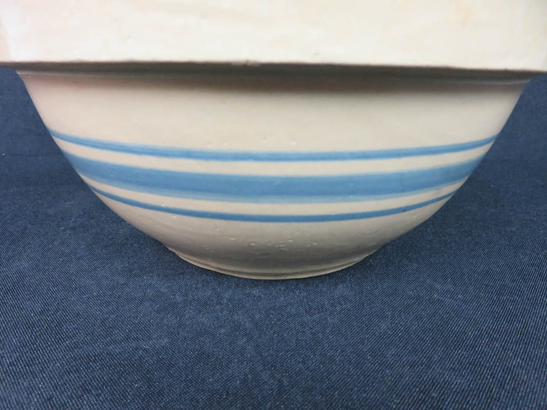 Hull Yellow Ware Bowl