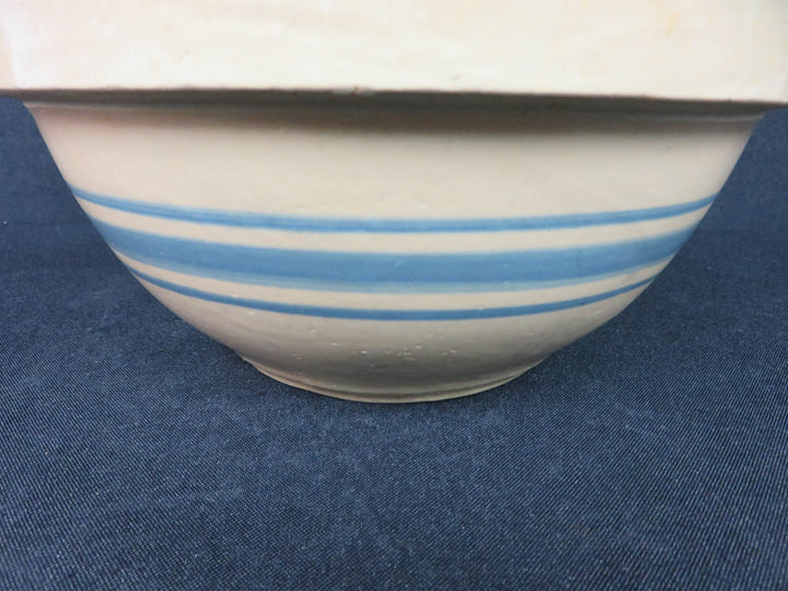 Hull Yellow Ware Bowl