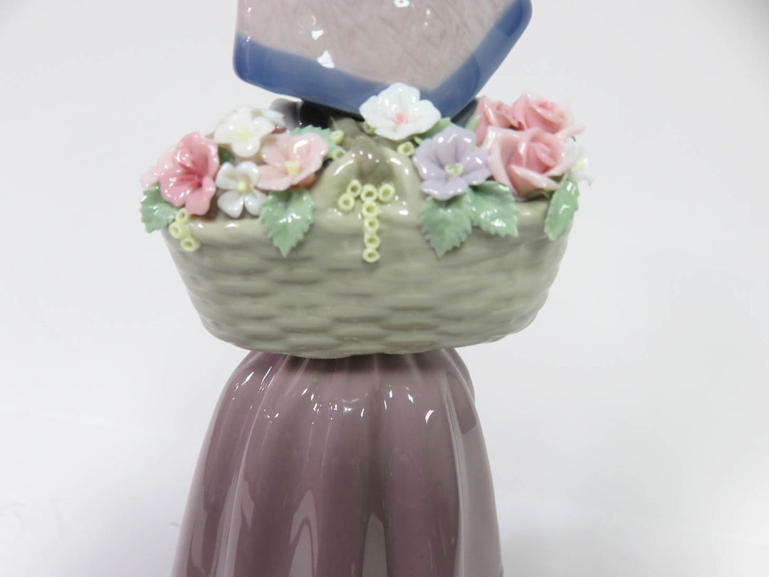 Lladró Figurine