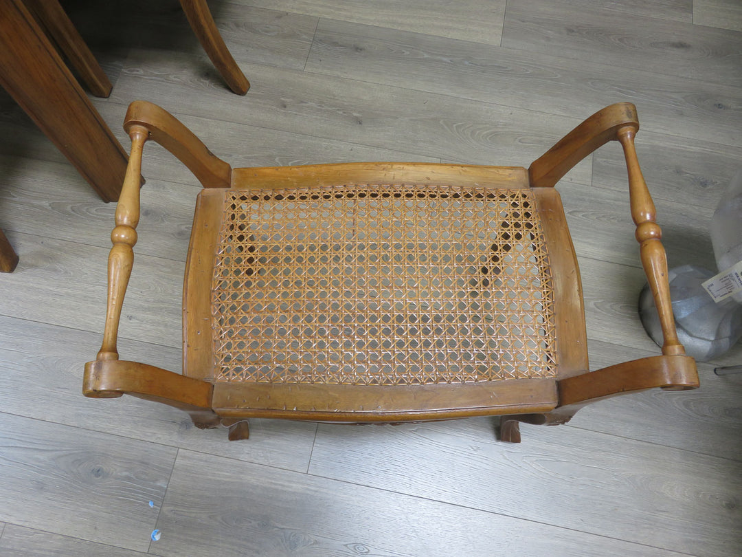 French Provincial Style Bench