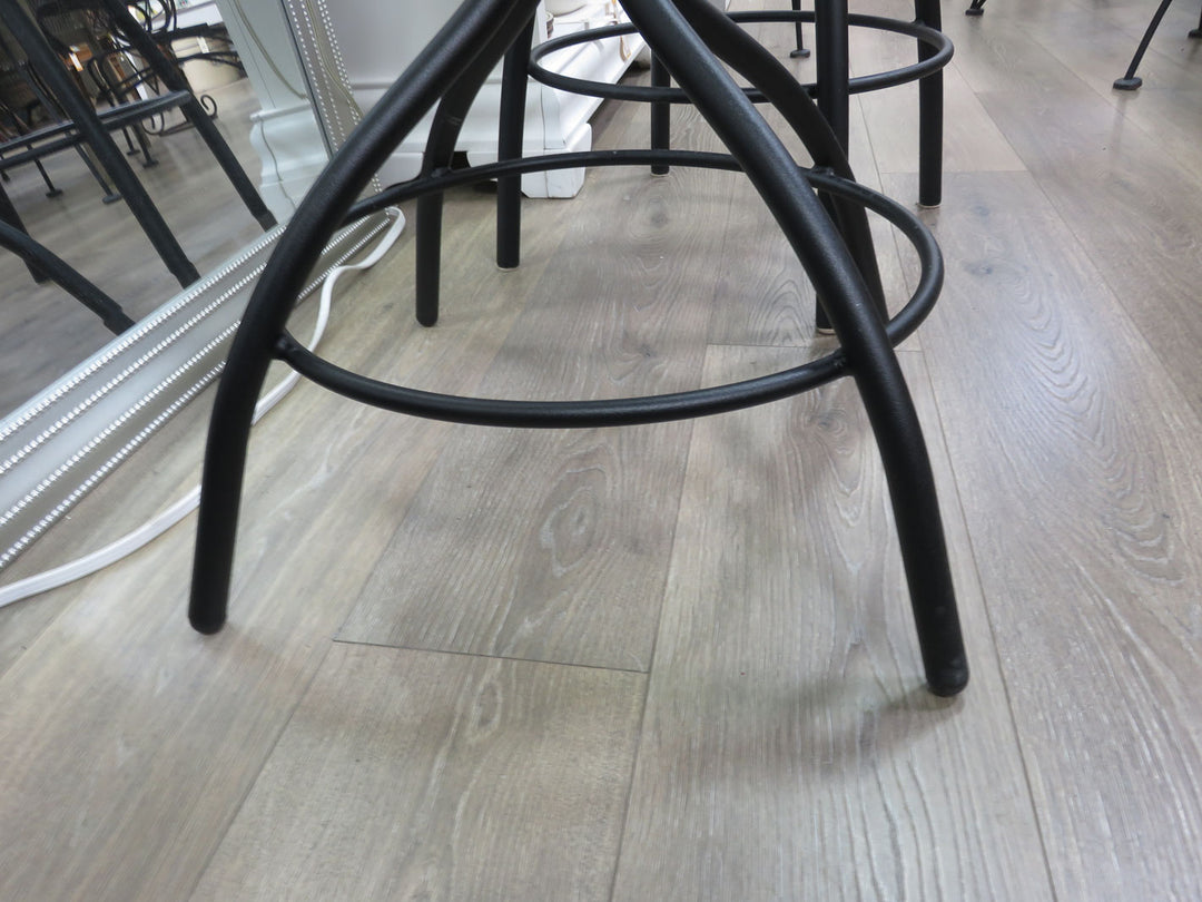 Counter Height Table & Chair Set