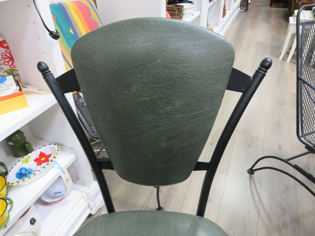 Counter Height Table & Chair Set