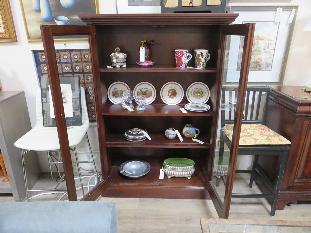 Traditional Dark Wood Cabinet