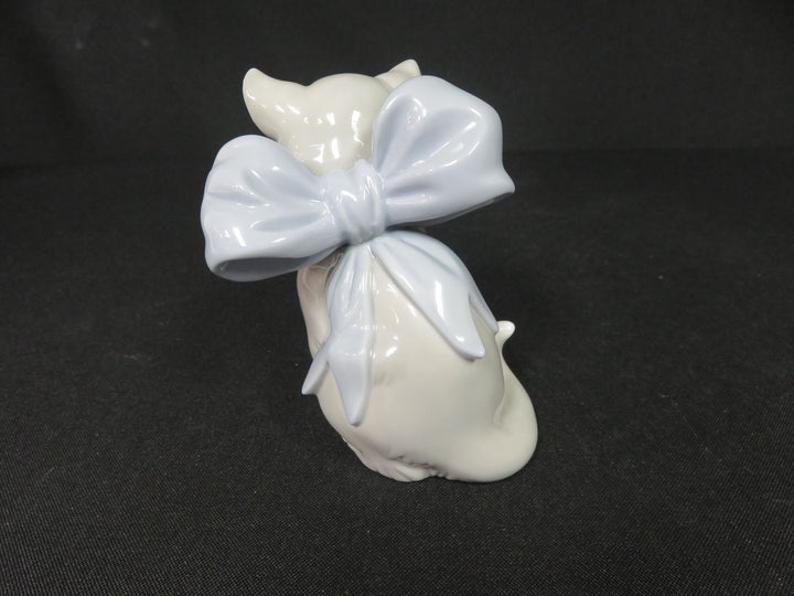 Kitten NAO by Lladro Figurine