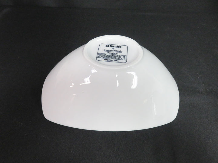 Set of 2 Scalloped Bowls
