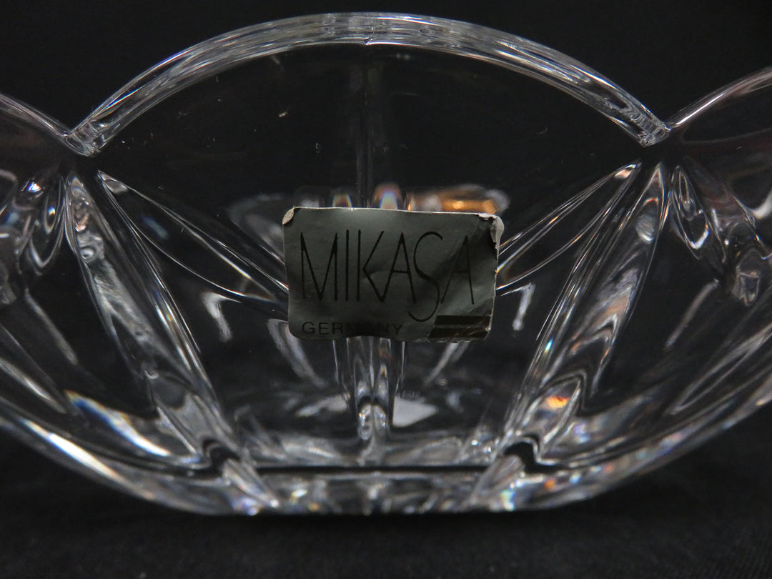 Mikasa Triangular Bowls