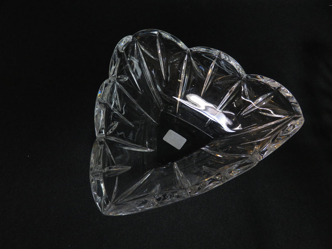 Mikasa Triangular Bowls