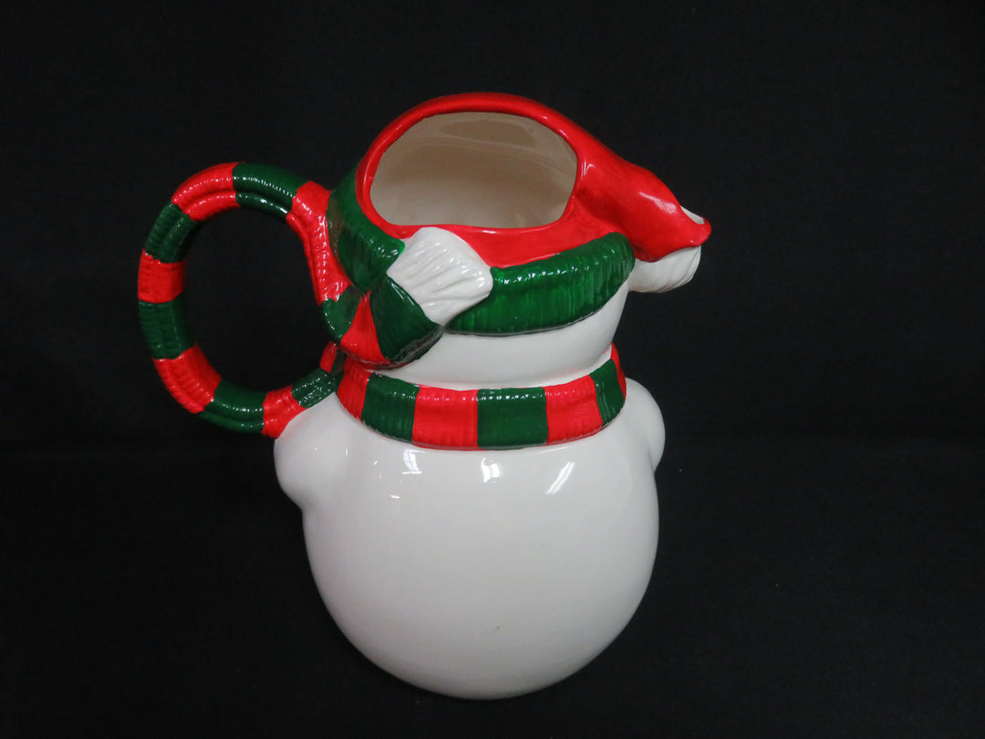 Snowman Pitcher