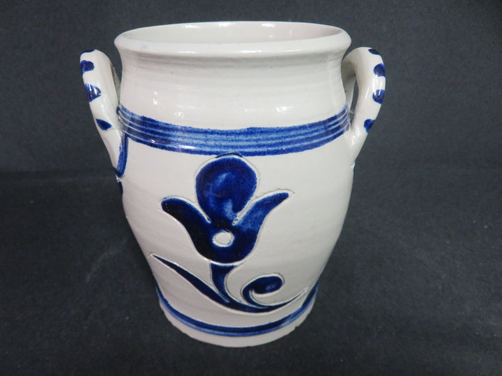 Williamsburg Restoration Stoneware Jar