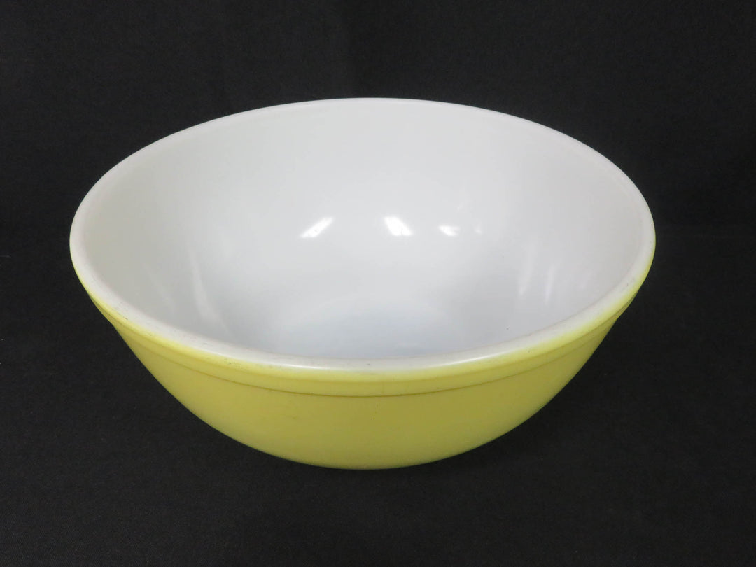 Pyrex Yellow Mixing Bowl