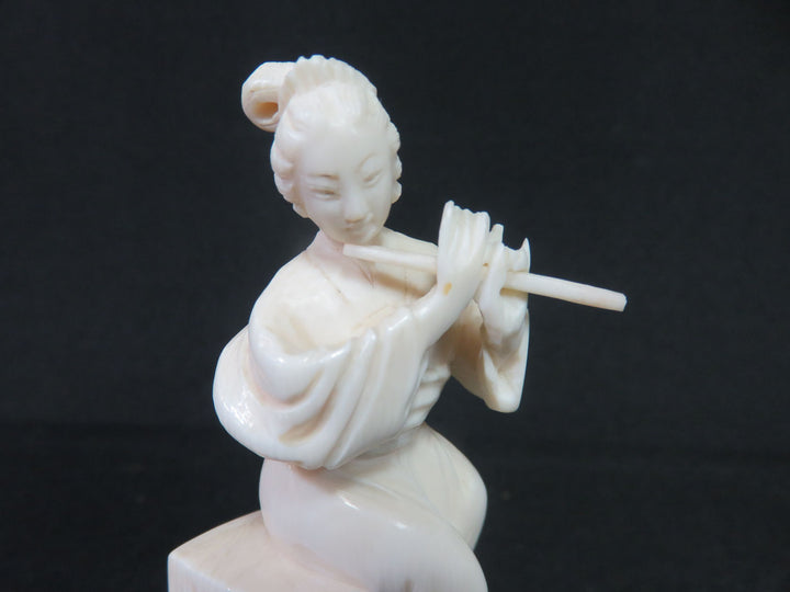Geisha Figurine