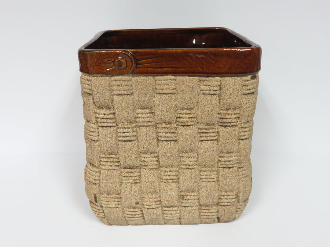 Royal Haeger Vessel