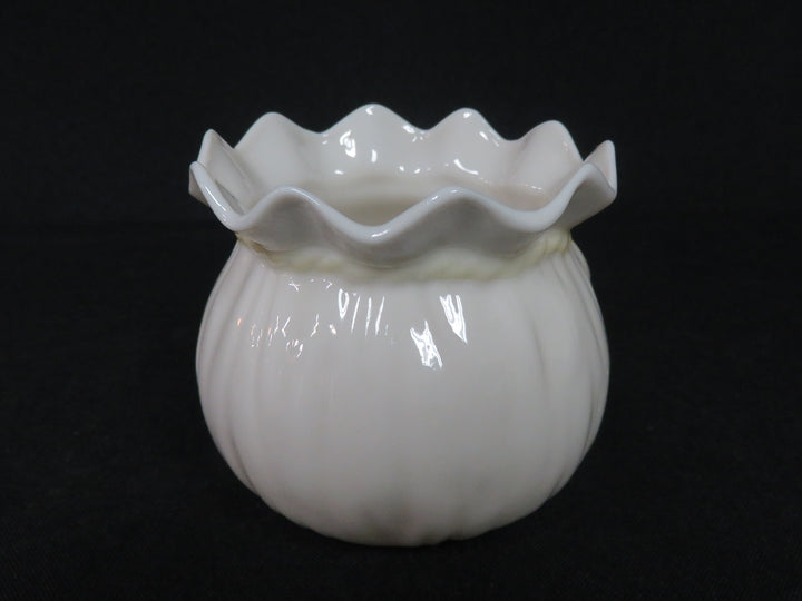 Belleek Draw String Pot