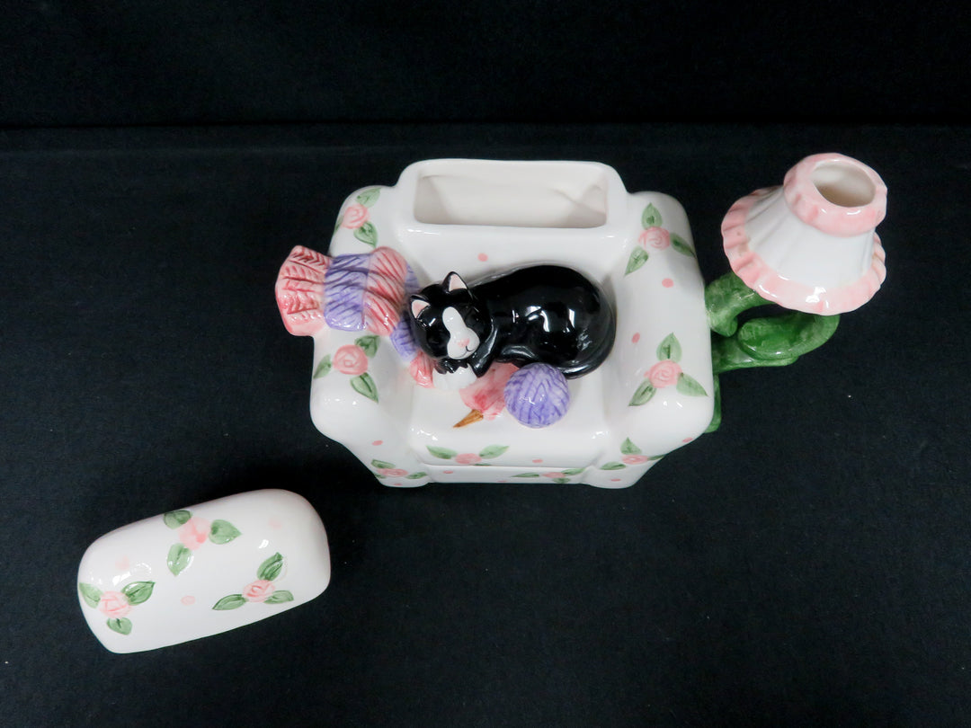 World Bazaar Cat Teapot