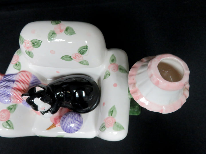 World Bazaar Cat Teapot