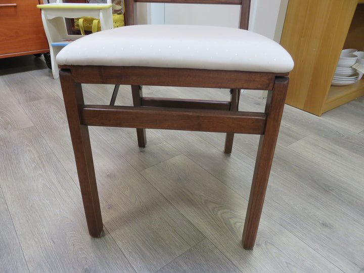 Foldable Game Table & Chairs