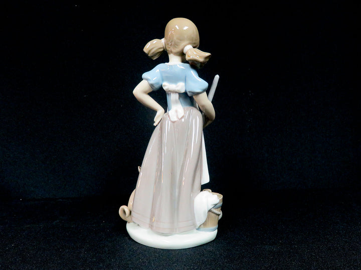 Lladró Figurine