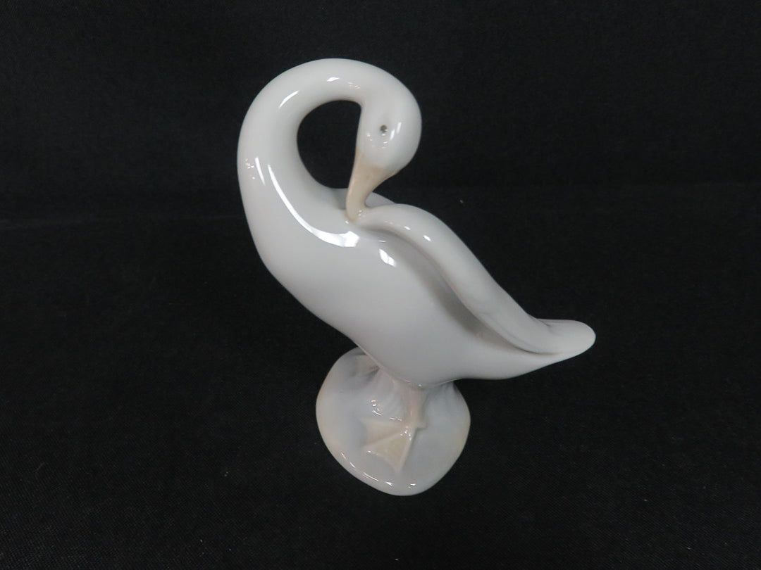 Lladró Figurine