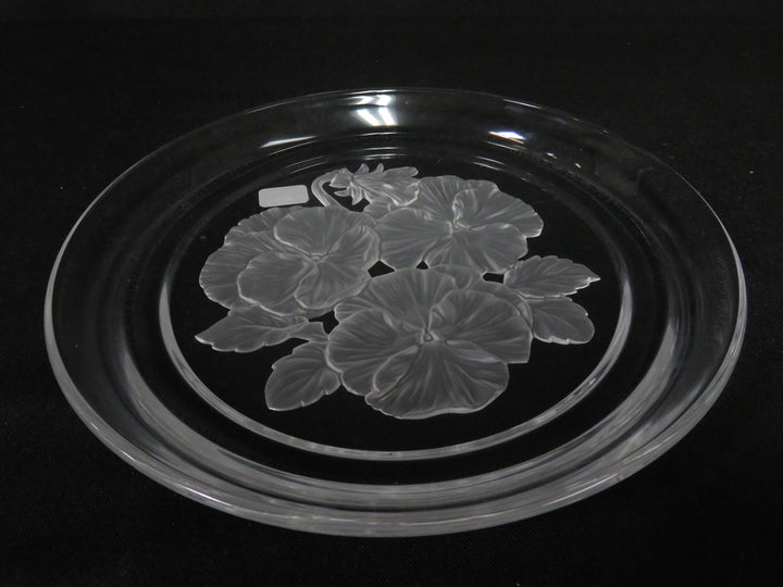 Hoya Etched Pansies Plate