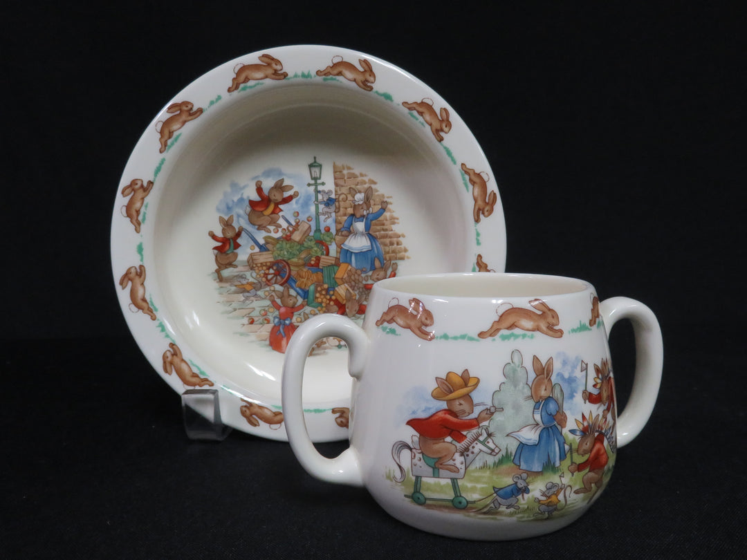 Child's Dish Set
