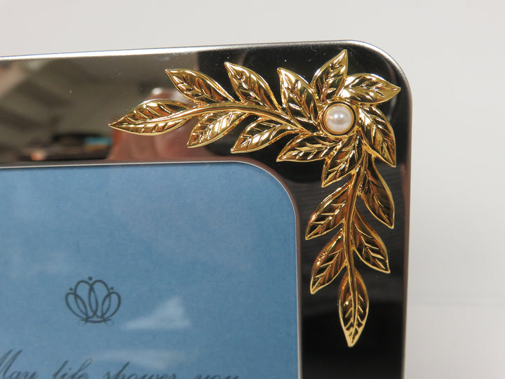 Mikimoto Frame