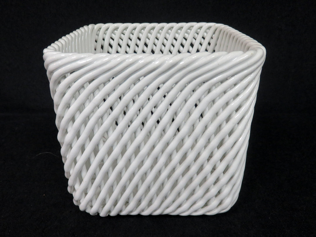 White Lattice Planter
