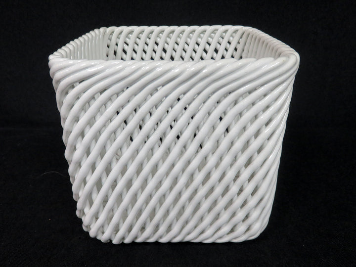 White Lattice Planter