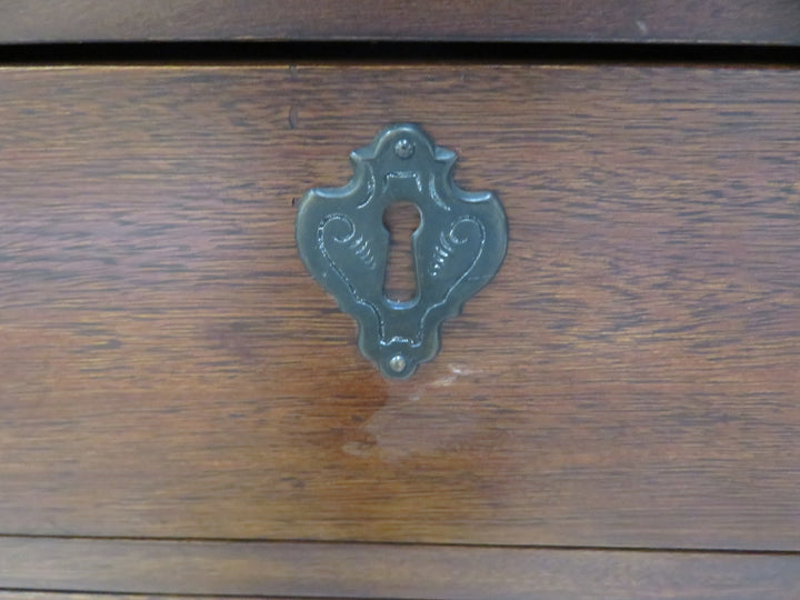 Ralph Lauren Bombe Chest